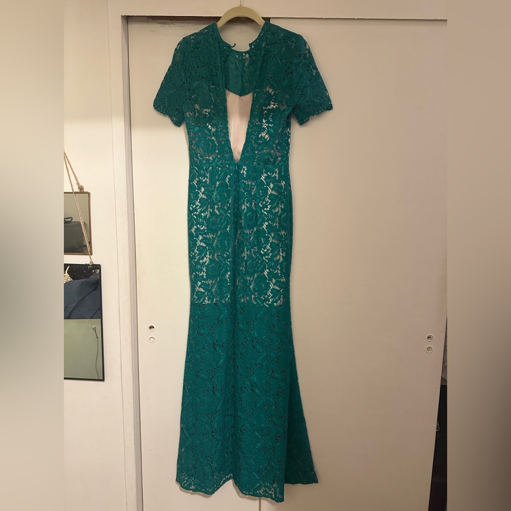 Aijek Green Star Crossed Gown Size 2 - Picture 7 of 9